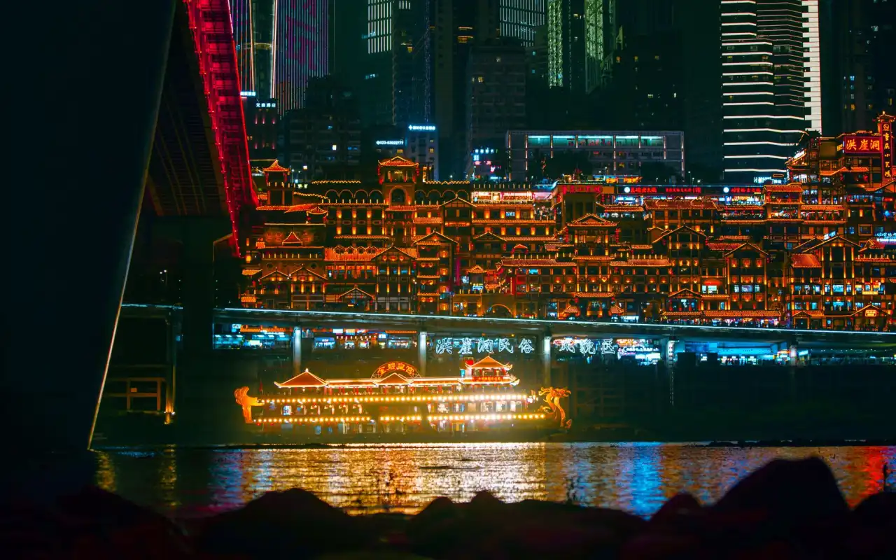 移动端软件光盘与云端部署的优劣对比：企业选型指南