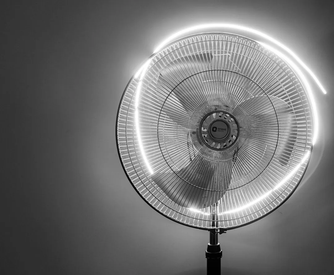 从光盘到轻应用：东方双新移动端软件产品的技术跃迁路径解析