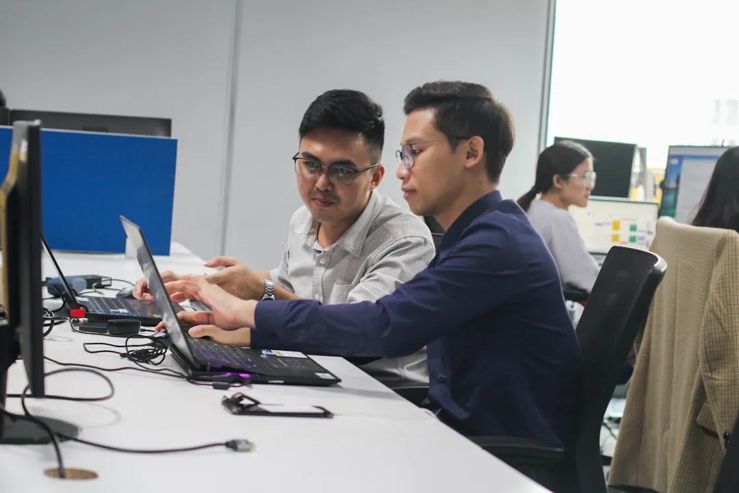 海南企业移动端软件光盘选型指南：H5应用与APP产品的功能差异对比正文配图 1